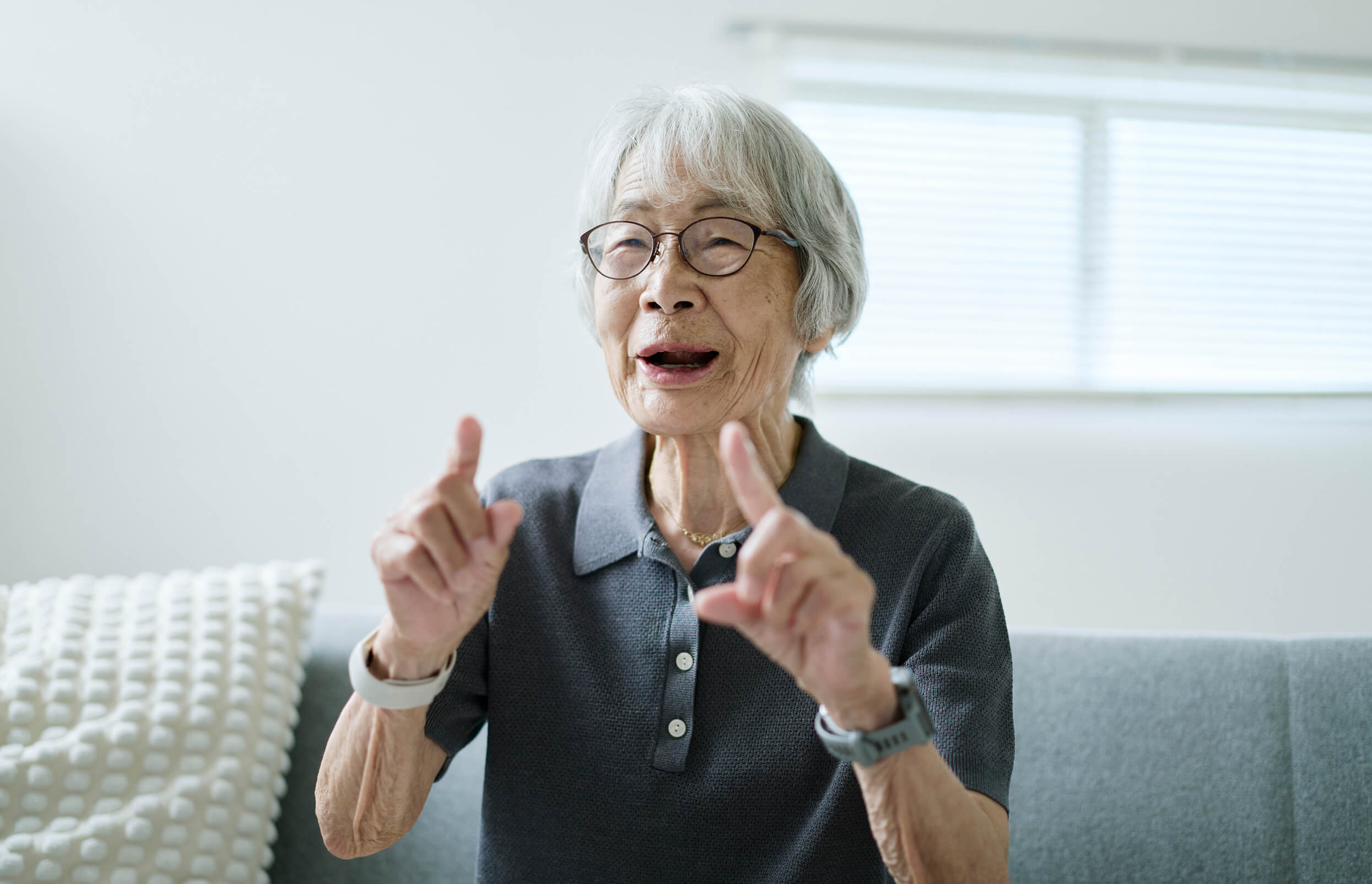 ���� �z�q